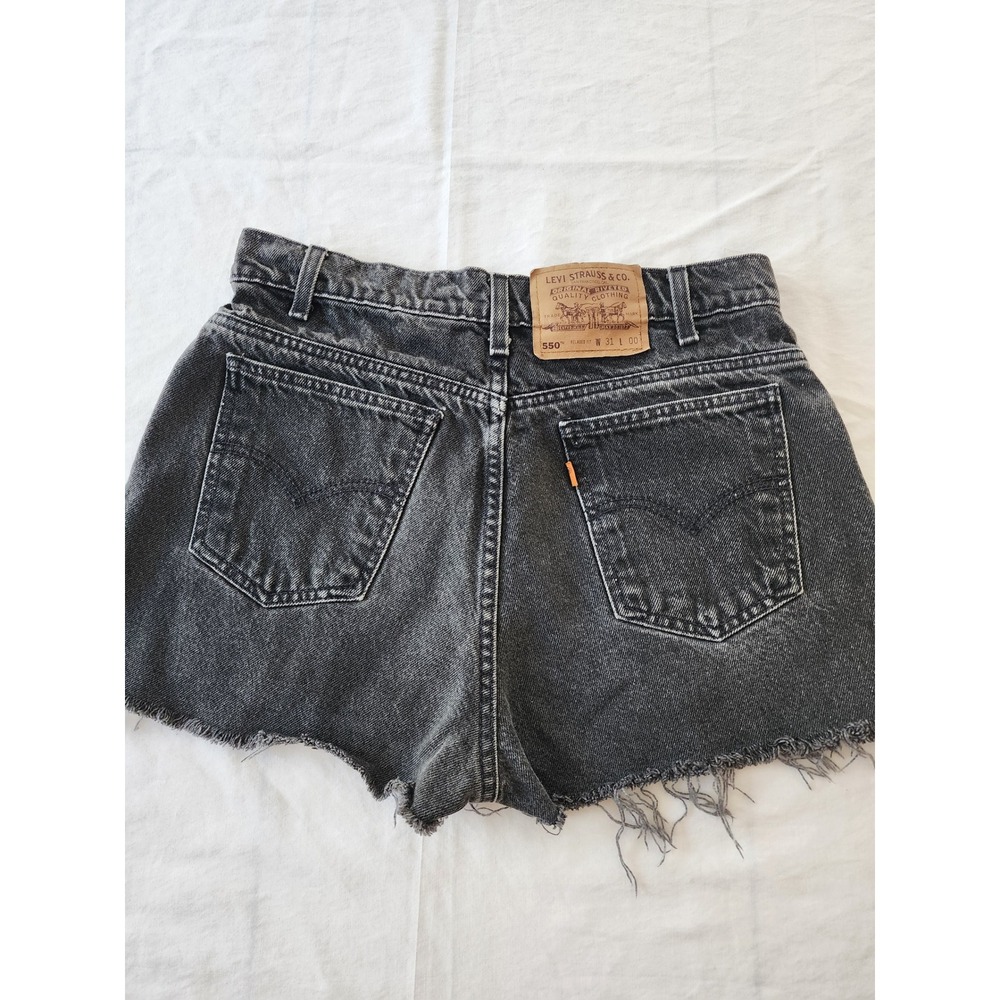 Vintage‎ Levi's 550 Relaxed Black Denim Cutoff Shorts Women's Size 31 Distressed - Picture 5 of 6